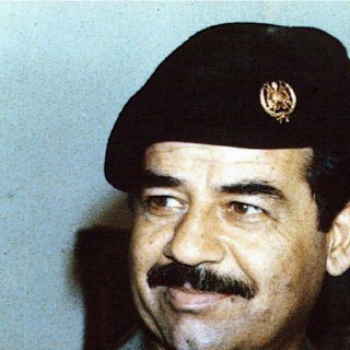 Noor-Book.com  صدام حسين